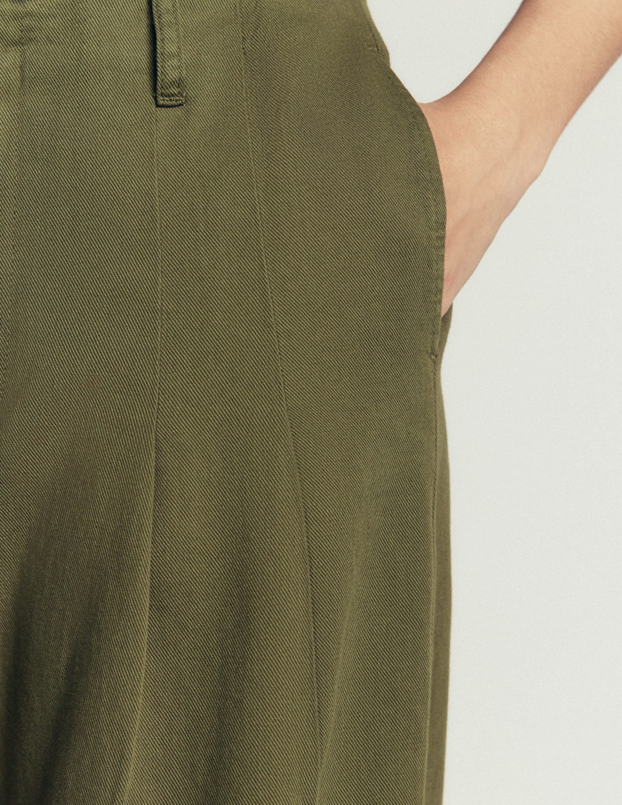 Mayfair Pleat Detail Pants-Woodland Green